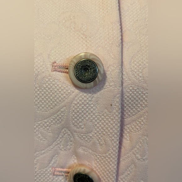 🎉SALE🎉 Sag Harbor Petite Pastel Pink Blazer Jacket | Size 8P - Picture 4 of 14